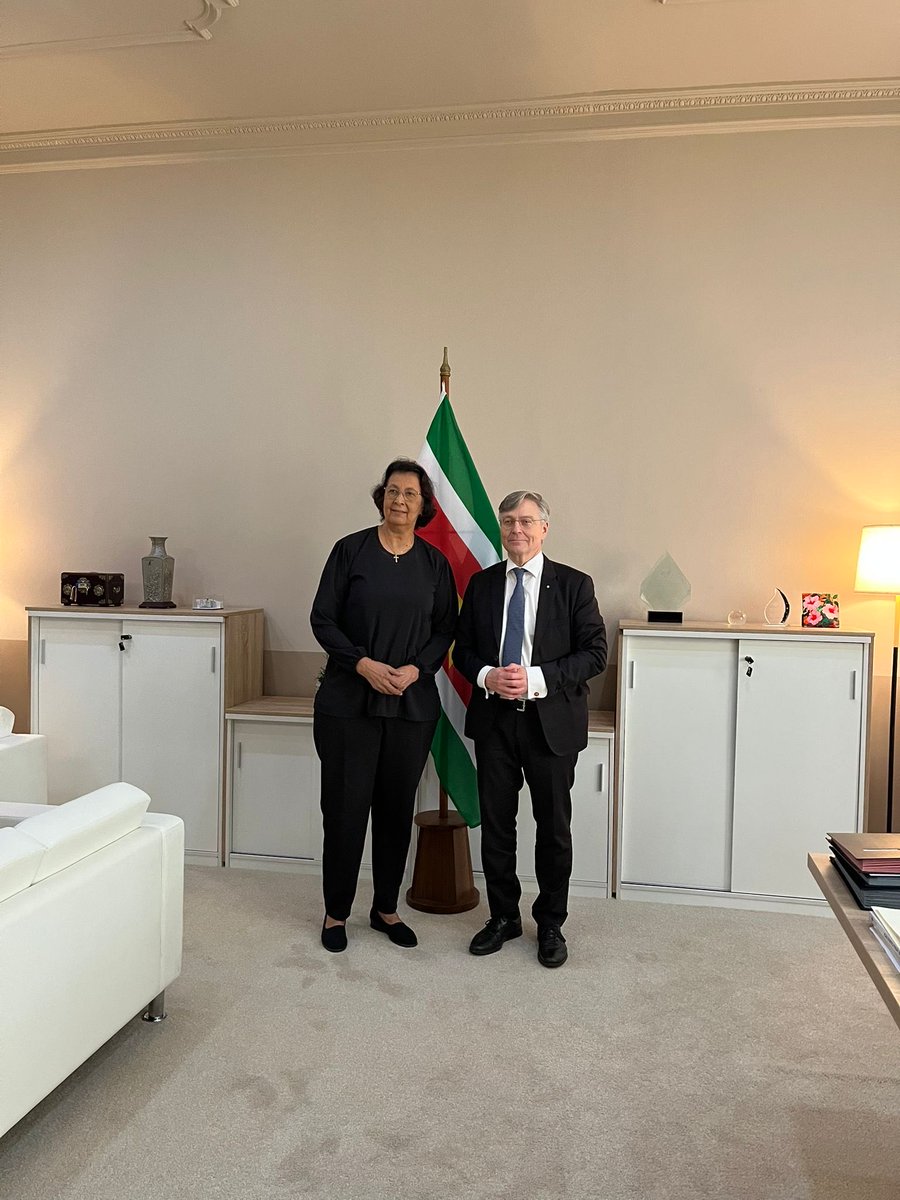 Thank you Excellency for the constructive meeting! With H.E. Jennifer Geerlings-Simons, President of the Republic of #Suriname ⁦<a href="/FinlandinCarib/">Finland in the Caribbean</a>⁩ @MOFASue ⁦<a href="/Ulkoministerio/">MFA Finland 🇫🇮</a>⁩