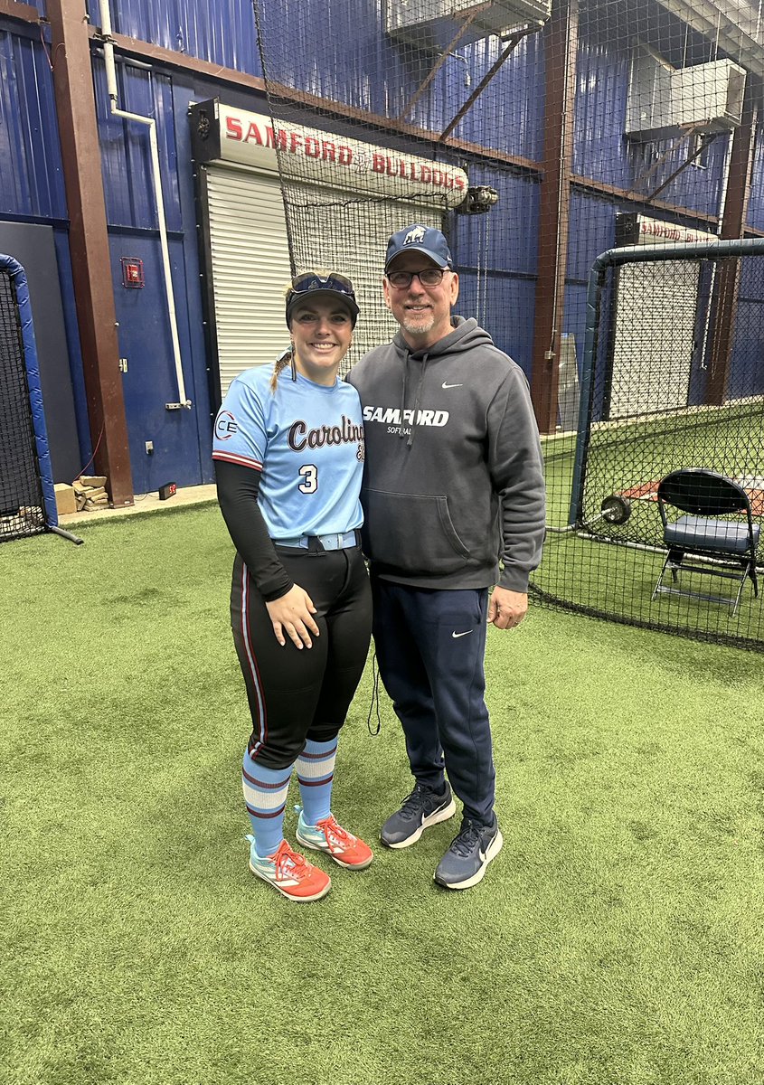 GarlandKay2027's tweet photo. Great day with @SamfordSB! Thank you @megdcurry, @ryandgreenwood, @sarahcespedes1, @logancalhoun22, and @bellsfurg for an awesome camp. @EliteFusetti @CarEliteNCorg @ArmorUp21 @MarcWeekly @wcsRHSat @wcsRHSstrength https://t.co/MufNBsV5Gz