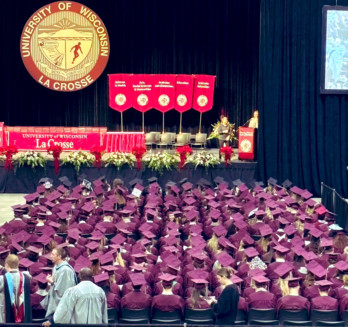 cc2amaz's tweet image. This single photo from MacKenzie’s graduation captured 20+ years of “feels” for me

One little face in a sea of people turned around looking back at mom and dad

This face tells me “I got this, Mom and Dad. Great things are ahead”

Love you, Kenzo. We’re proud of you. #stedlets