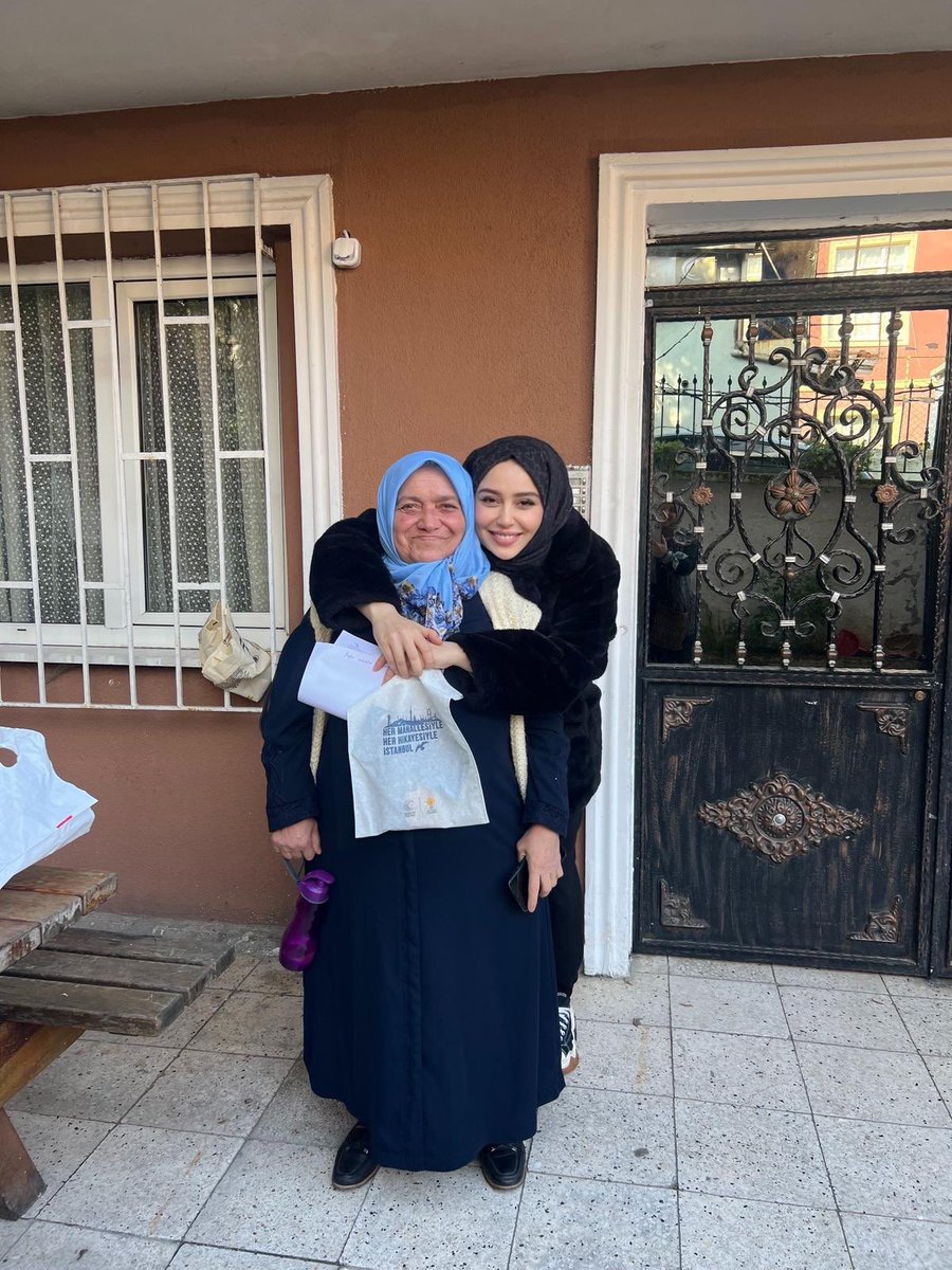 Bugün Yavuztürk Mahallemizde potansiyel üye çalışmalarımıza devam ettik. Mahalle sakinlerimizle bir araya gelerek talep ve düşüncelerini dinledik, davamızı ve teşkilat çalışmalarımızı paylaştık.

#BizimÜsküdar