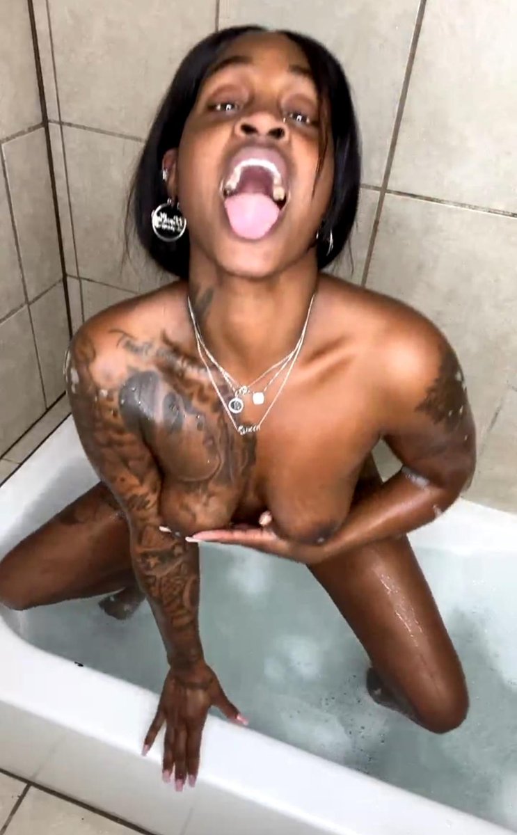 cocoseduct2025's tweet photo. π»π§Έ #ghettogaggers ##cocoseduction https://t.co/5RUWV4L3tA