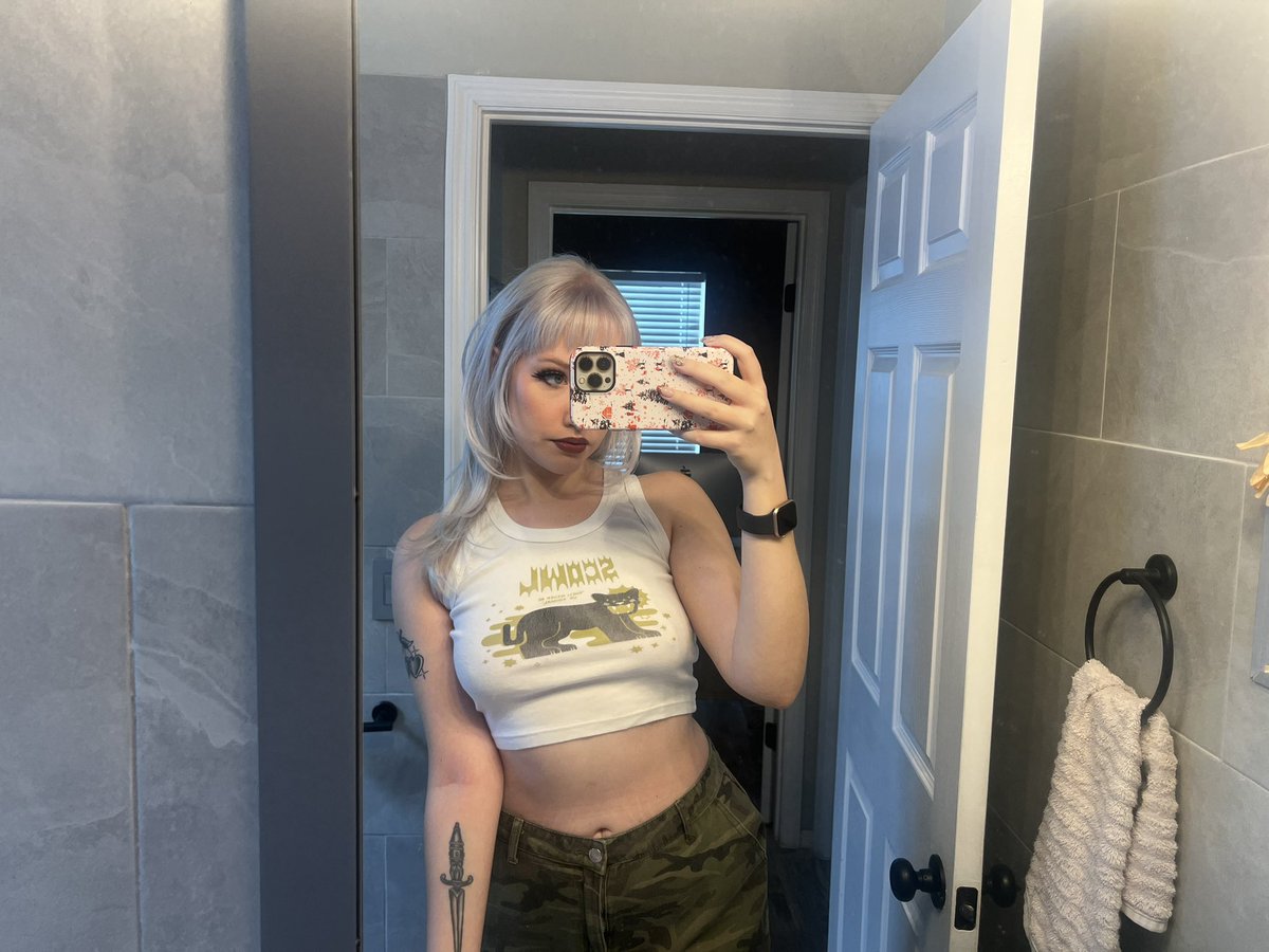 ariesangelbre_'s tweet image. Me today if you even care