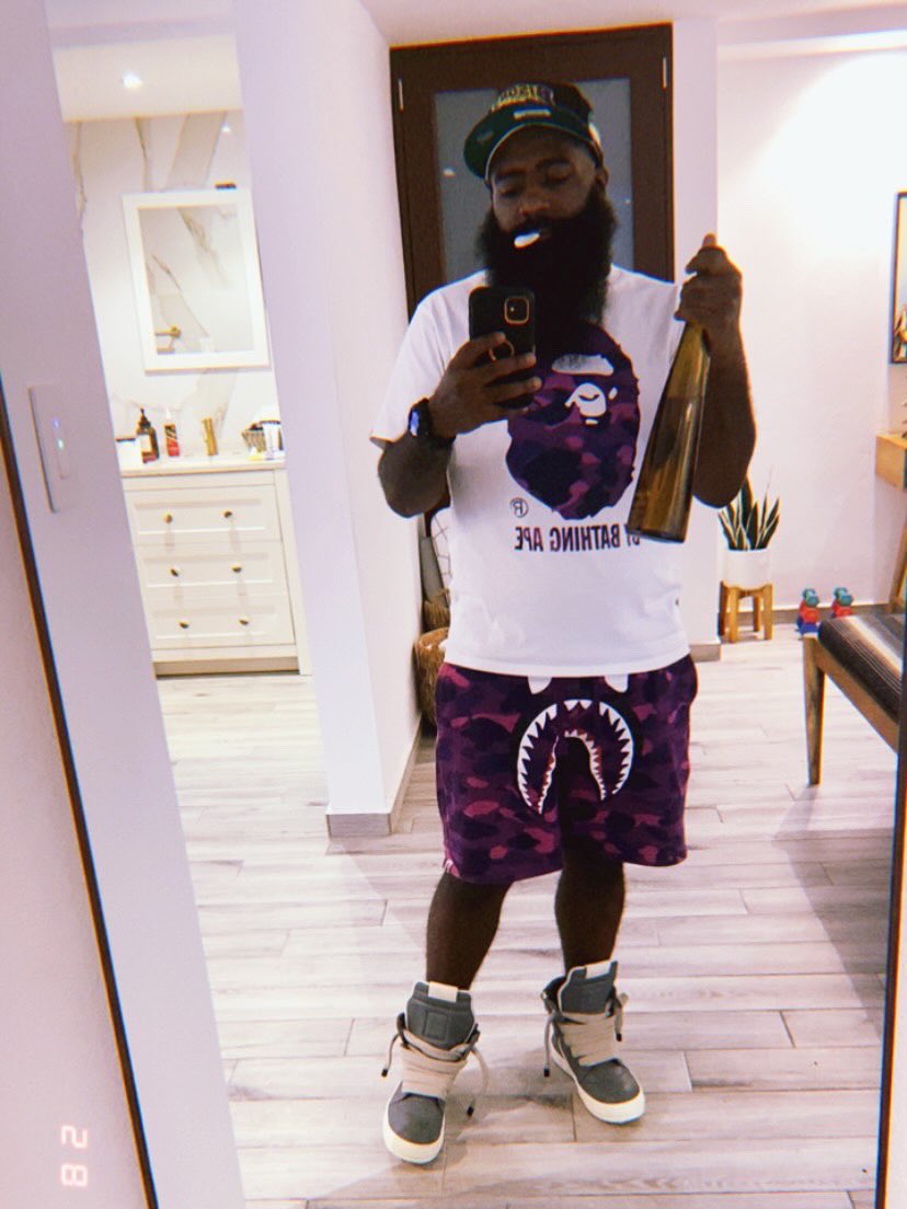 got_cashh's tweet photo. I go ape when i got on that bape 😈 https://t.co/8EO16lOhRU
