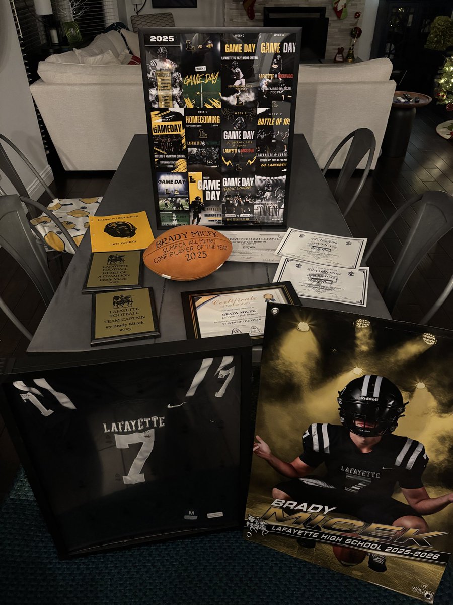 Brady Micek tweet media