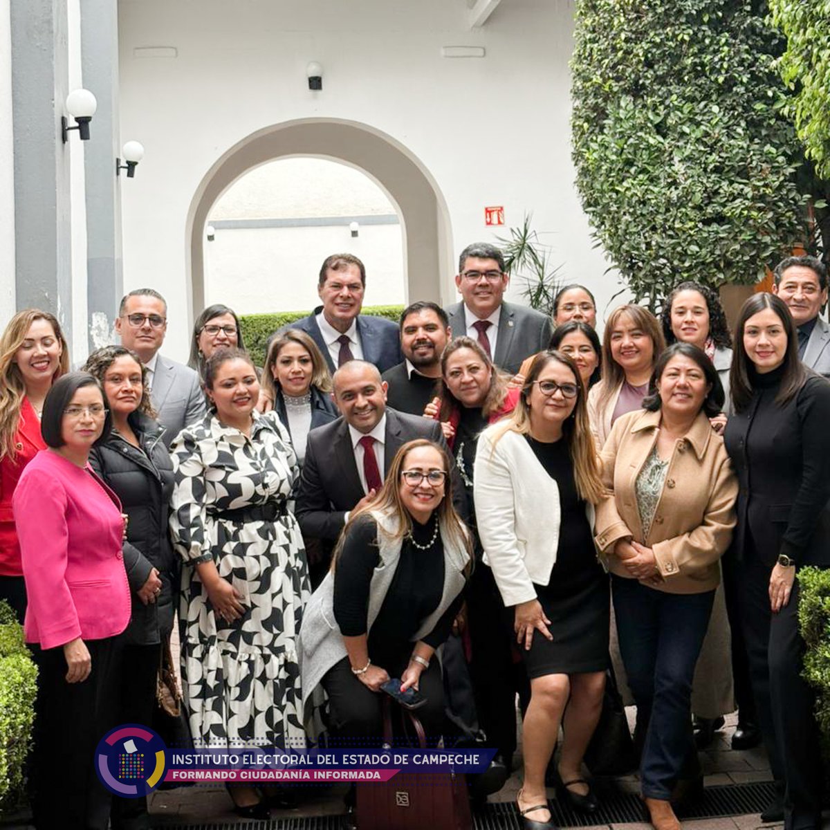 Los OPLE aportaron propuestas que recogen experiencias locales, que buscan fortalecer la democracia, los derechos político-electorales y una mayor participación ciudadana.  

La Consejera Presidenta, <a href="/Clara_CastroG/">Clara Castro Gómez </a> asistió en representación del Consejo General del IEEC.