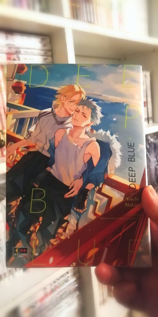 Flashbook_Ed's tweet image. "Deep Blue" di Yoichi Makina (@41_MKN) un volume unico appassionante che fa desiderare di leggere ancora e di più su Ewan, Kyle e il loro affascinante mondo quasi ai limiti del distopico.

#flashbook #deepblue #BL #flashbookedizioni #YoichiMakina