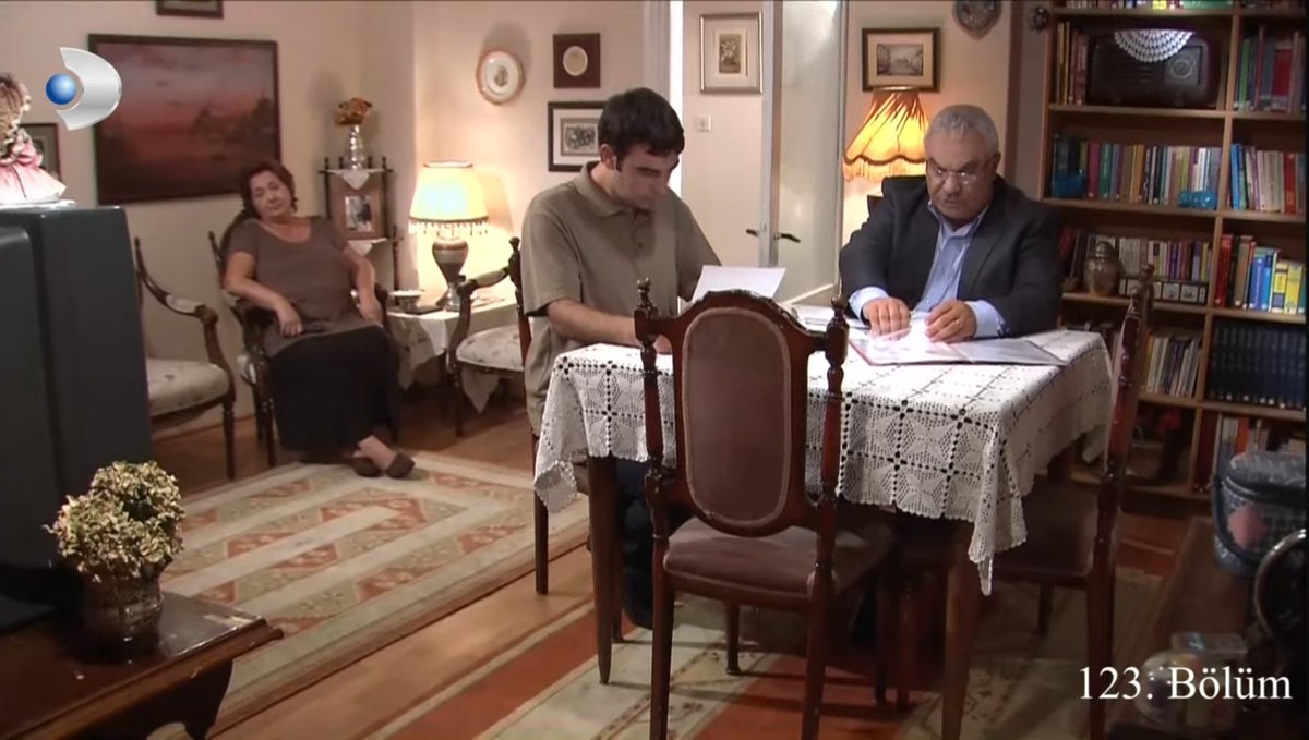 Sanki bir şeyden anlarmış gibi hesap kitap yapıyorlar