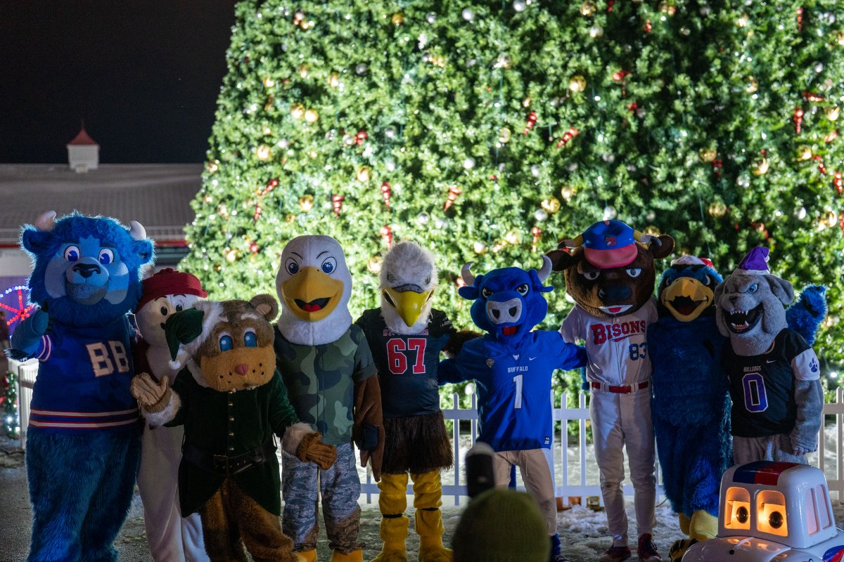 Stfrancishigh's tweet image. Reggie had so much fun making new friends at the Fairgrounds Festival of Lights! He might’ve been a little starstruck meeting all of these amazing mascots, but he loved every second of it.

Thanks for stopping by and saying hi!
