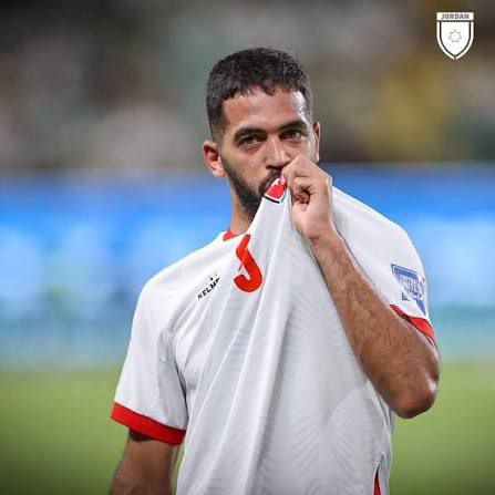 لاعب المنتخب الوطني لكرة القدم علي علوان: سنرفع كأس العرب.. ويجب على الجماهير الأردنية تشجيعنا حتى لو لم يتبق أي لاعب قادر على اللعب #معك_يالنشمي 