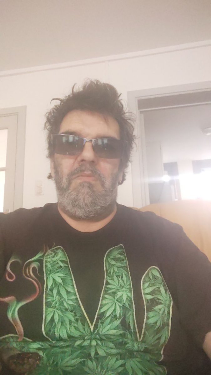 Bonsoir à tous et à toutes je vous souhaite un bon et un excellent lundi bon début de soirée à tous