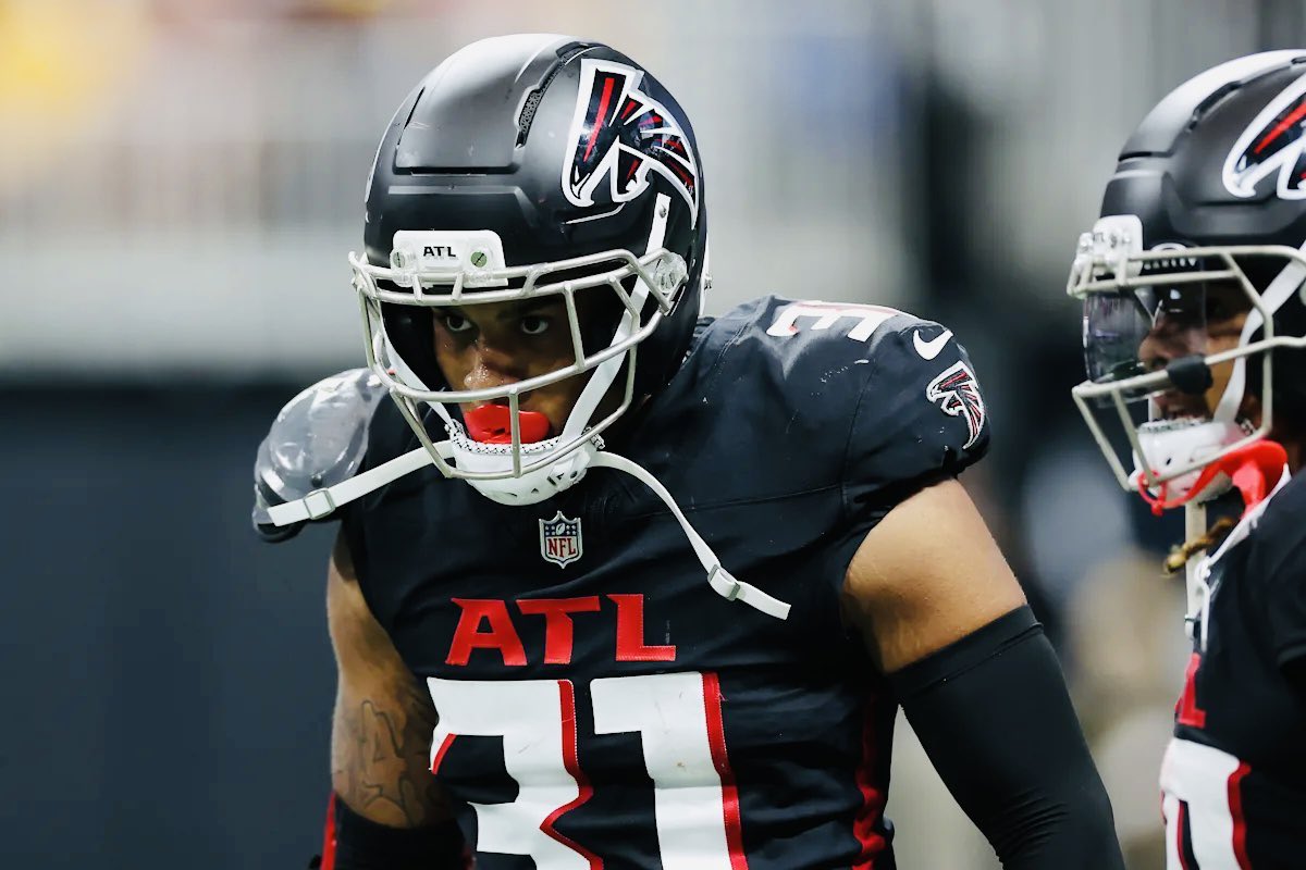 carrielynnxox's tweet image. #ProBowlVote + Xavier Watts

He leads all rookies in interceptions with three. Retweet to vote #DirtyBirds