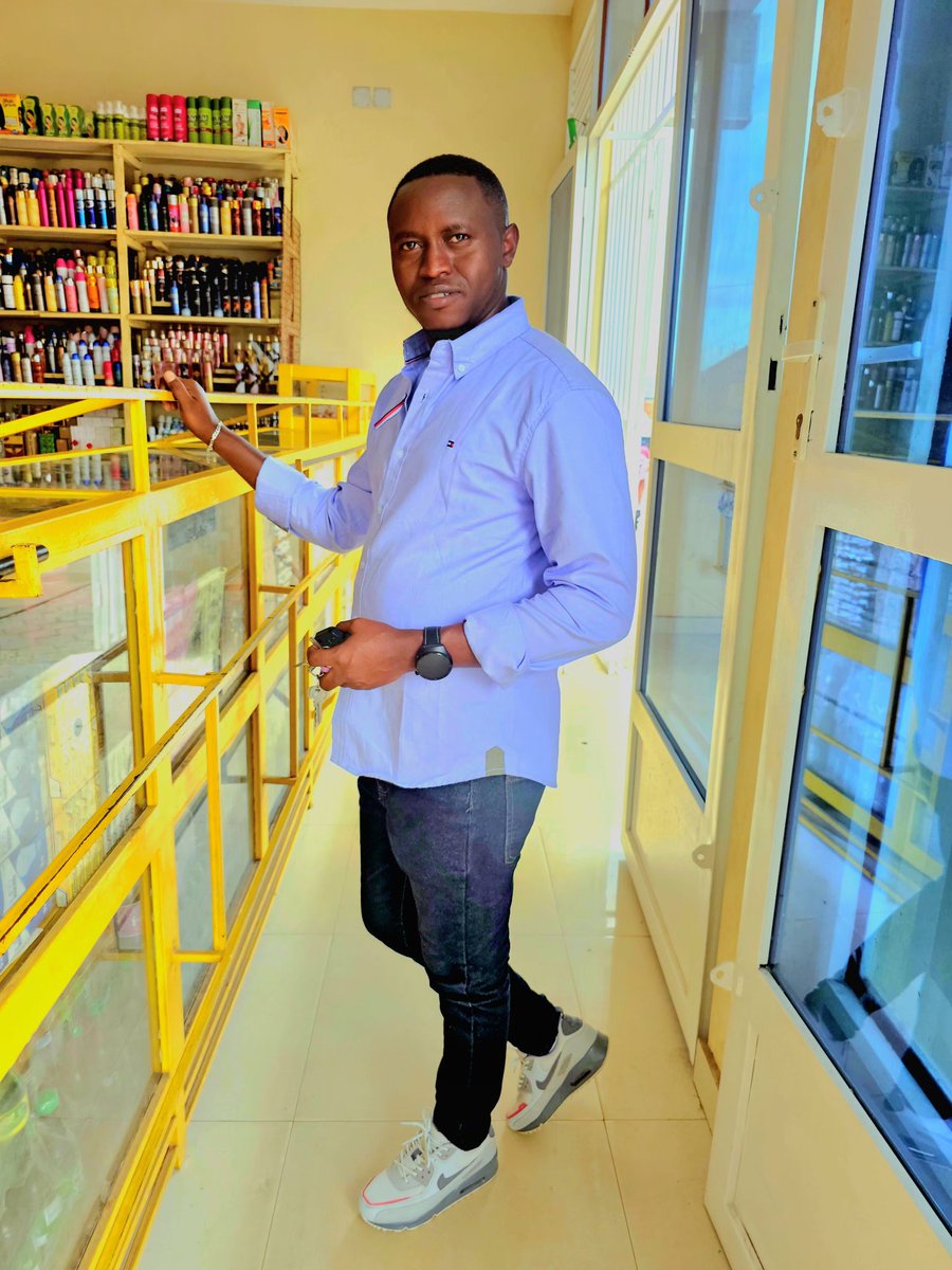 Ericndobezi's tweet photo. I'm my own motivation nobody can hype me like me✌️💪 https://t.co/DwLo0UnVEB