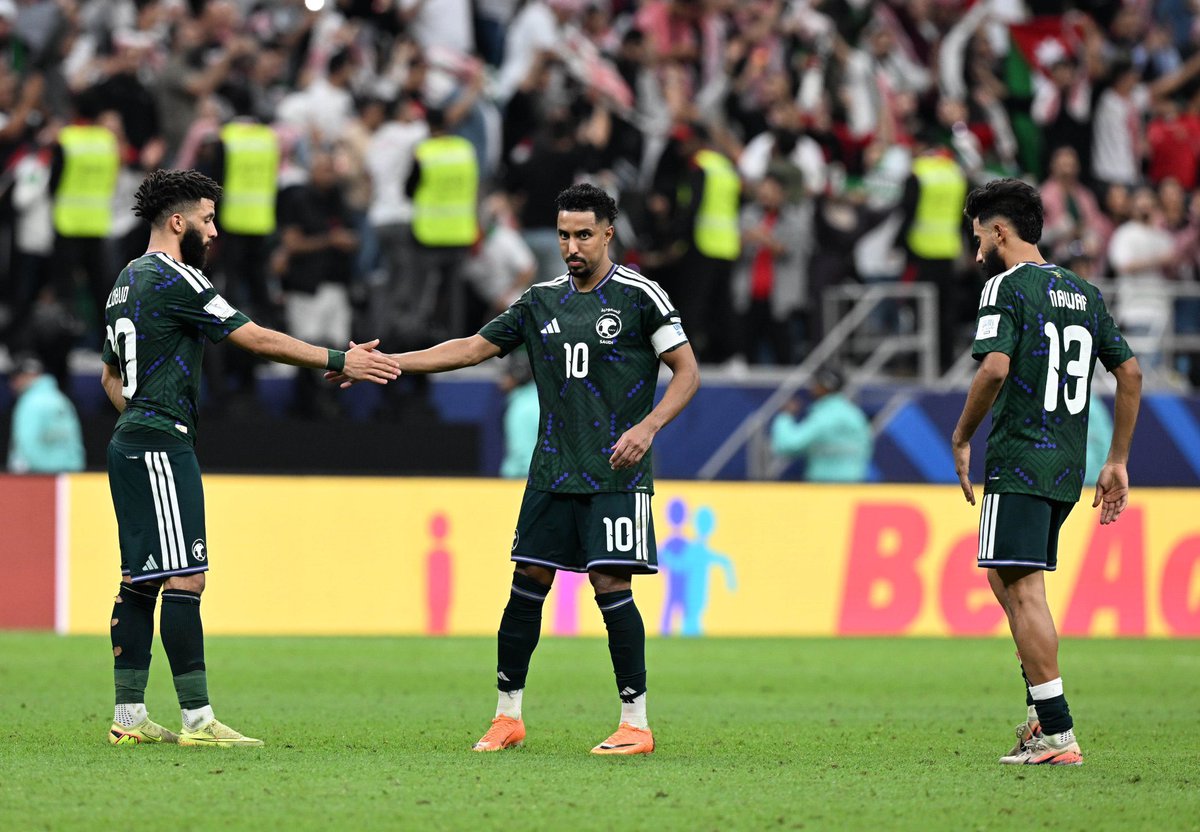 عمرو tweet media