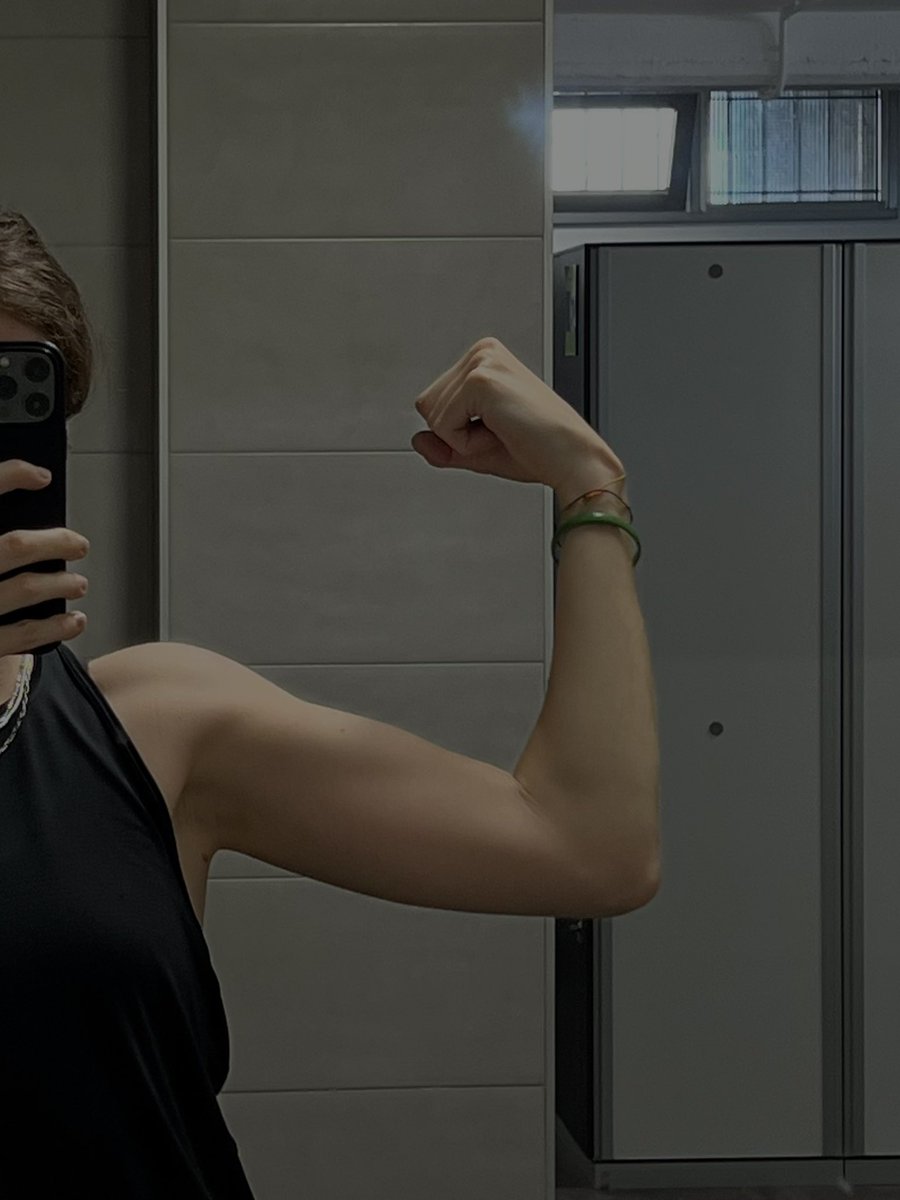 findingGiada's tweet image. might delete later