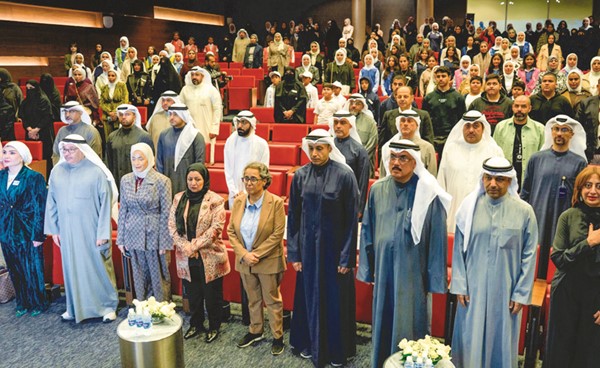 وزير التربية ومبادرة «أمنية» يُكرّمان 6 مدارس حكومية فائزة بمسابقة «أمنية مدرستك» البيئية - لتشجيع المدارس على فرز وتجميع النفايات البلاستيكية تعزيزاً لثقافة إعادة التدوير 