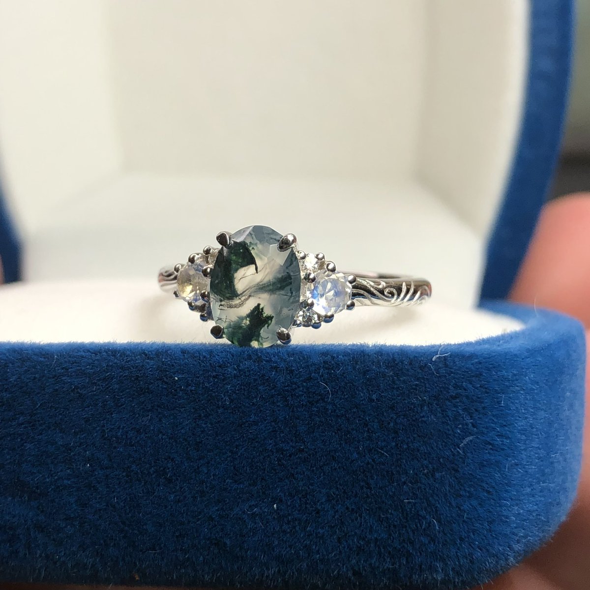 LukeyLux // Customs Open 🍉 tweet media