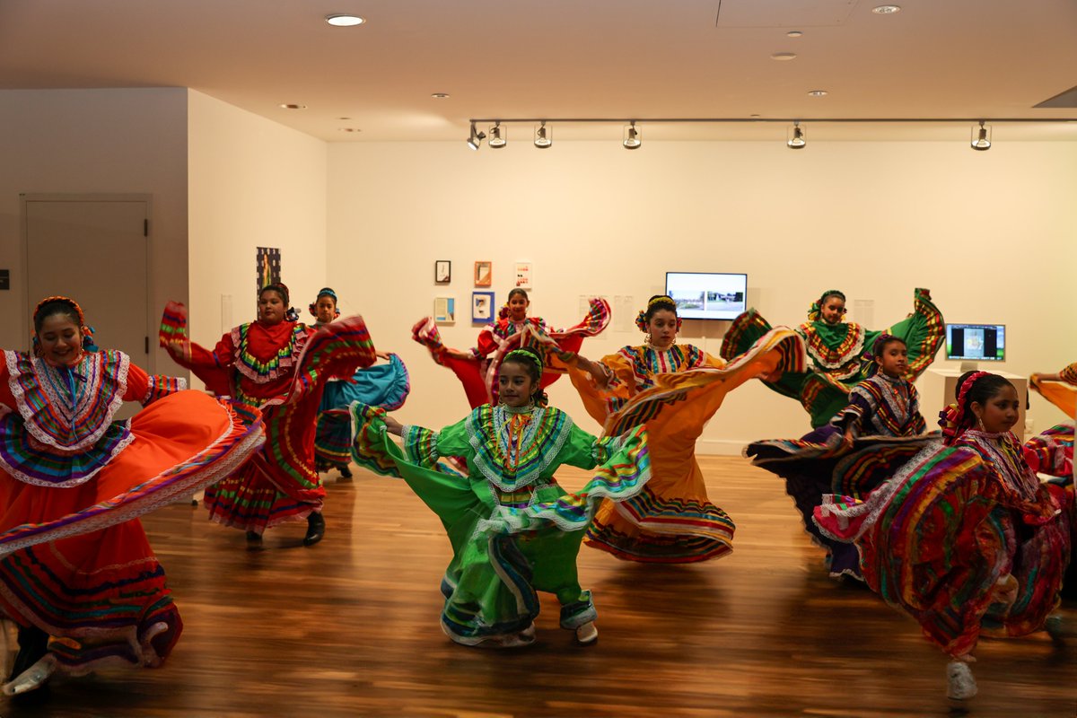 CALSAfamilia's tweet image. Every decision, every initiative, every leader at CALSA is grounded in our commitment to students.
#LeadershipWithHeart #CALSAFamilia #BuildingCommunity #EmpowerTheFuture #LatinoLeadership