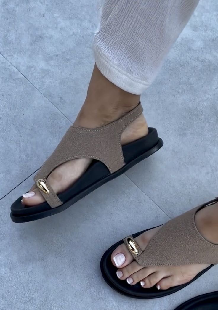 Lulu_Hon's tweet image. Shoe game🔥🔥