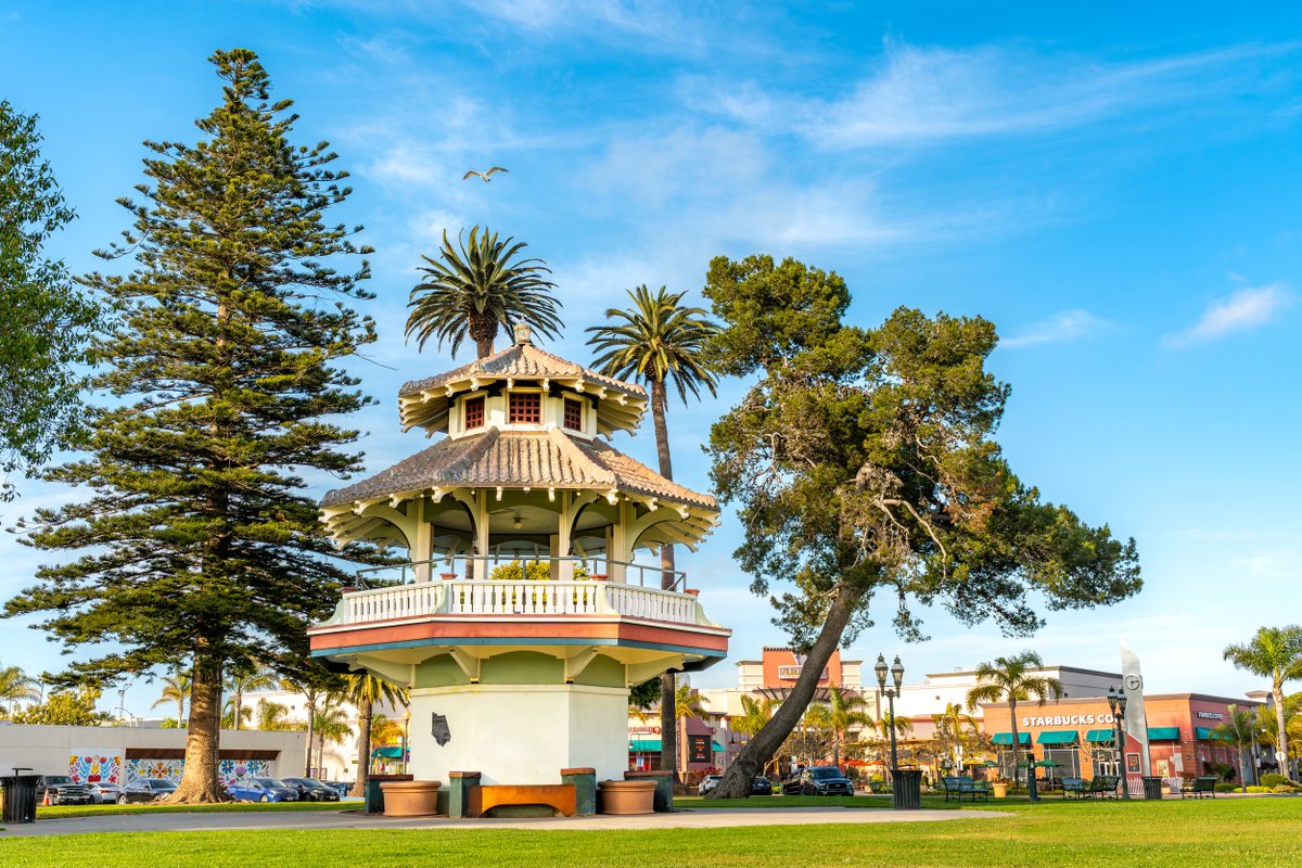 Visit Oxnard tweet media