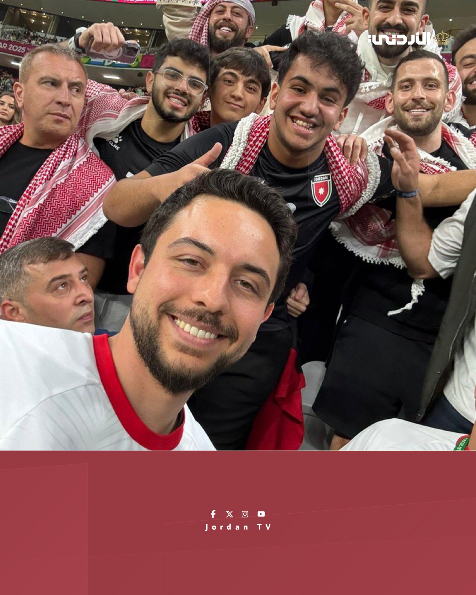 سمو ولي العهد يشارك الجماهير فرحة التأهل إلى نهائي كأس العرب 2025 