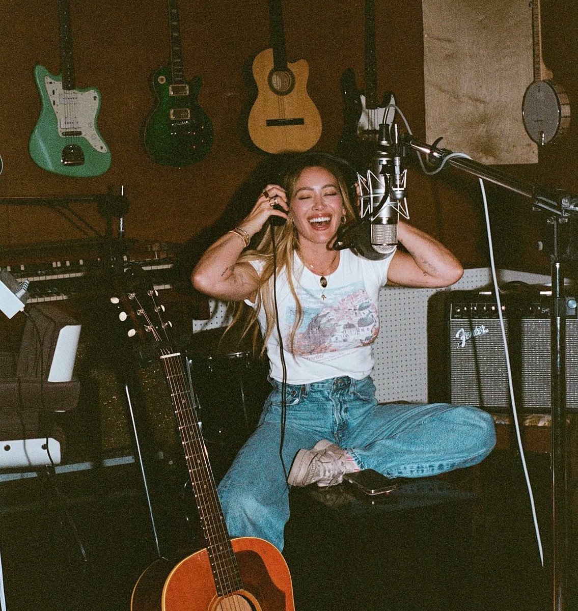 🎵| Hilary Duff reveals she never thought her music had much impact on fans:

“I always knew, like, 'Lizzie McGuire' was so impactful and some of my movies, but I don't know, I think it was just like a blind spot. I never really knew how much impact that my music had on people…”