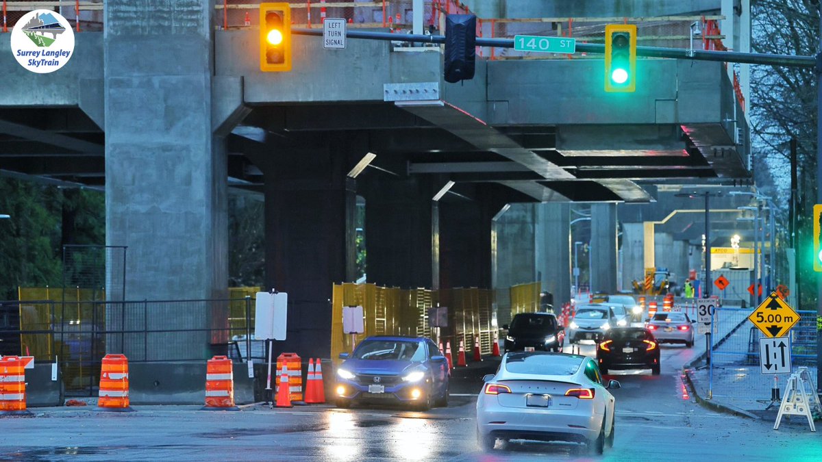 SLSkyTrain's tweet photo. Fraser Highway between 140th Street and 96th Avenue re-opened over the weekend! 🎉

This closure allowed crews to safely advance construction and minimize future traffic pattern changes in the area. 

Many thanks for your patience while this work was completed. https://t.co/NDYu1xlTEV