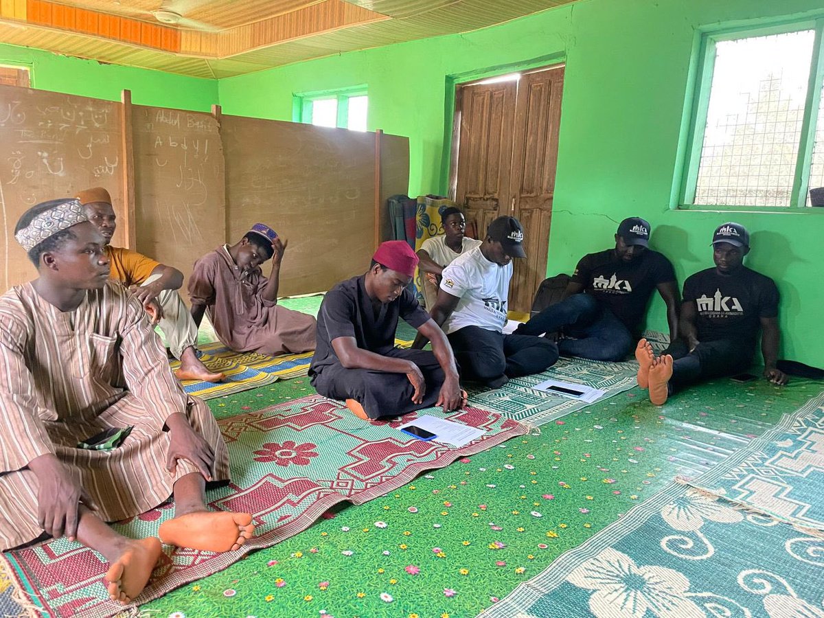 mkaghana's tweet image. Tarkwa Banso/Antwikrom Jama’at in the Wassa West Circuit, Tarkwa Zone held a Jama’at Rally on 12th December 2025 on Khuddam inactiveness. The session was addressed by Muallim Alhaj Basirudeen Zakaria, with 13 Khuddam in attendance and graced by regional and circuit officials.