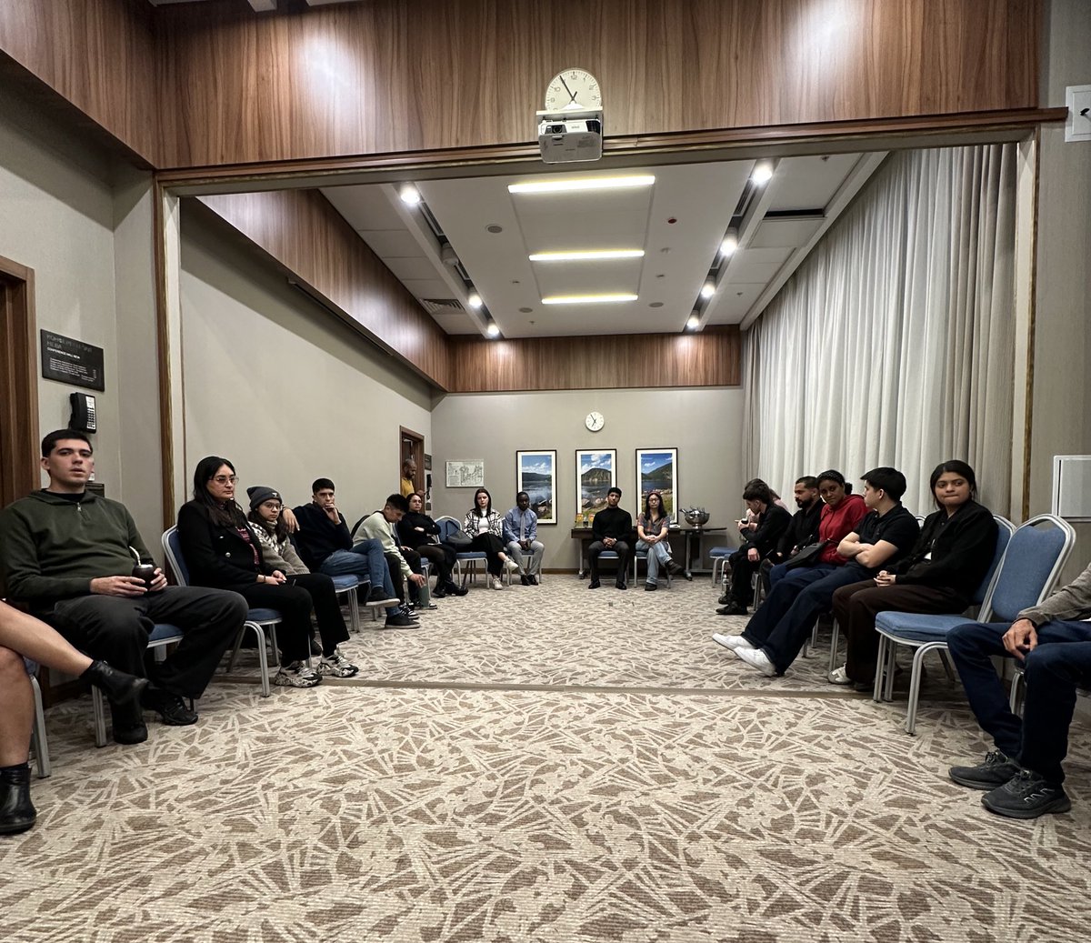 Hoy estuve en la apertura del Foro América Latina - Rusia, mañana estaremos hablando sobre las sanciones como medida coercitiva y su influencia en la sociedad democrática.