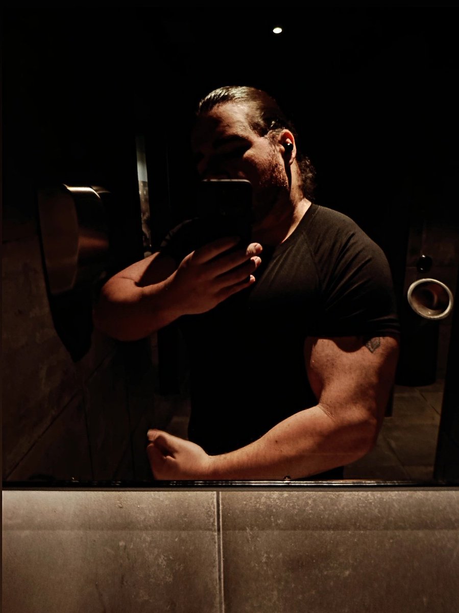 Lo que está muerto no puede morir