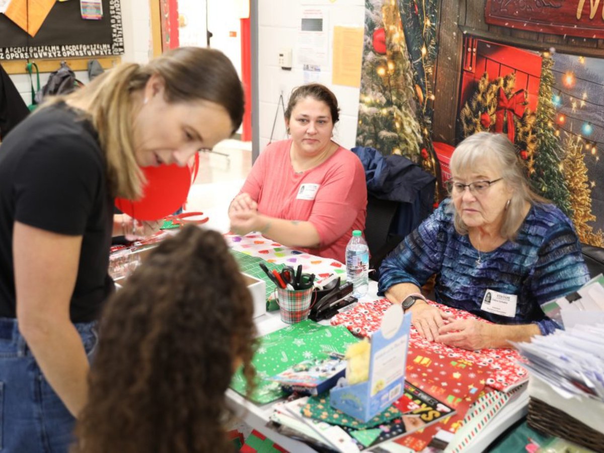 VBSchools tweet media