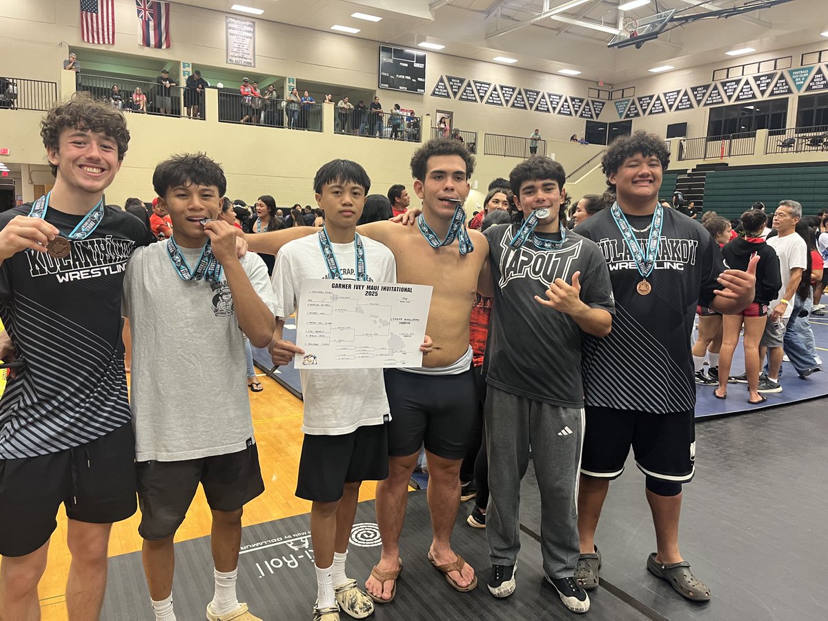 KHSMantaRays's tweet image. AWESOME PERFORMANCES by the Kūlanihāko'i wrestlers at the Maui Invitational Tournament (MIT) this weekend. #LetsGoRays

Shayla Suetos-girls 235 - 1st place as well as the Garner Ivy Award

Lennox Manlapao- boys 106 - 1st place

++Four 2nd place finishes along with a 5th and 6th.