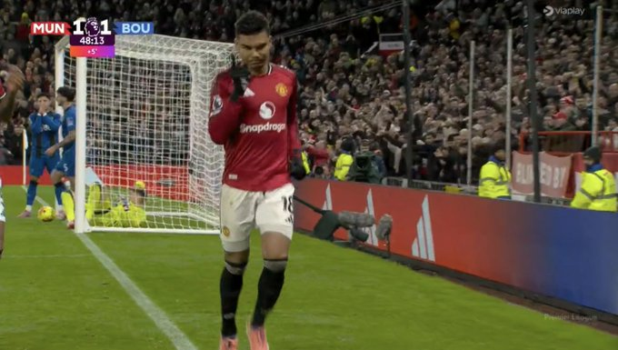 مانشستر يونايتد ينهي الشوط الأول متقدمًا على بورنموث 2-1. أماد ديالو. كاسيميرو. سيمينو 