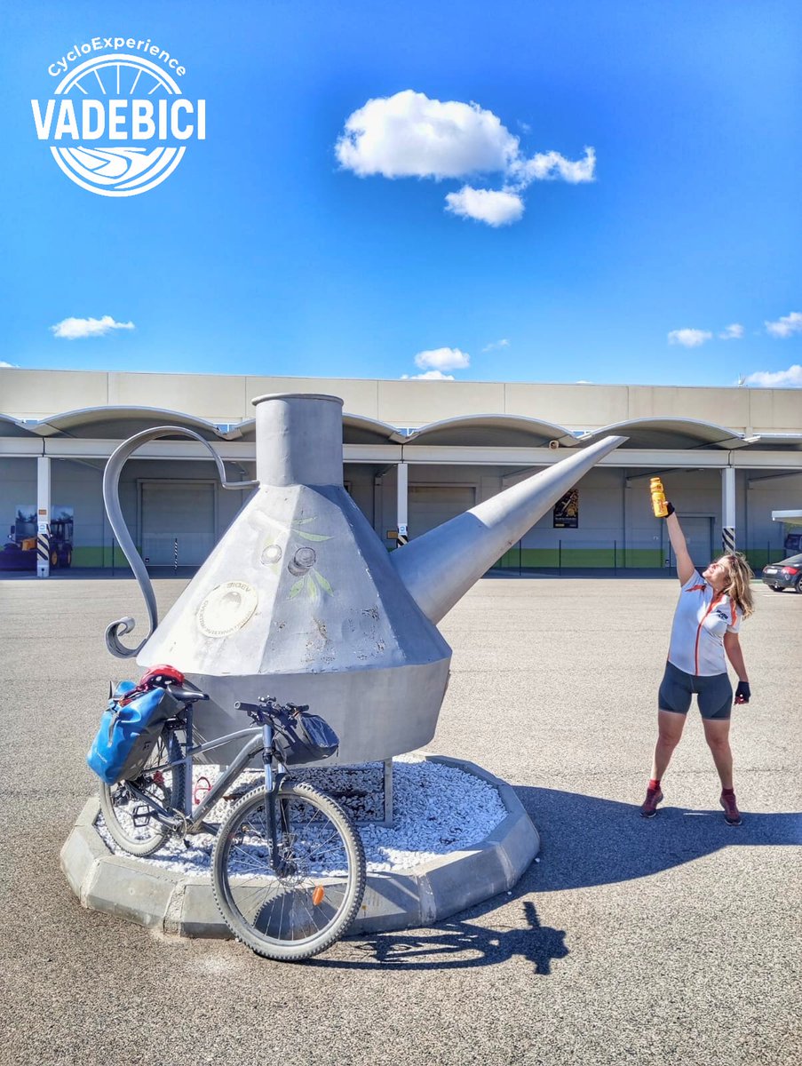 🫒🚴‍♂️ Ruta Cicloturística de l’Oli, Baix Camp!
🌿 Camins mixtes | 🫒 Tast d’oli D.O. Siurana | 🏨 Hotel 3★
📅 24–25 maig 2026
Més info: vadebici.es 💚
👉 WhatsApp: chat.whatsapp.com/DAjHmKKNRGsBNI…