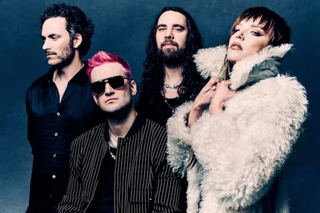 Lzzy Hale explica mudança de abordagem no novo disco Everest

Saiba mais acessando:
kissfm.com.br/lzzy-hale-expl…

Créditos:Jimmy Fontaine

Por Lucas Falcão