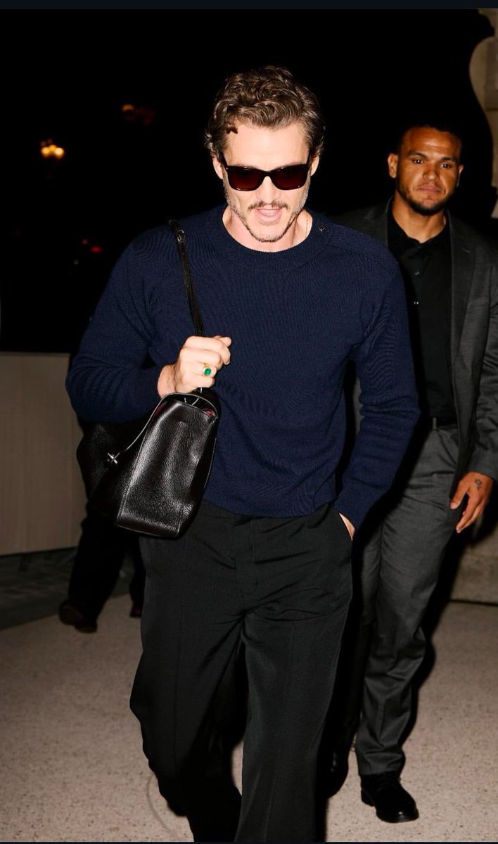 _Pascalispunk__'s tweet image. Play for Paris #CHANELSpringSummer #CHANELShow