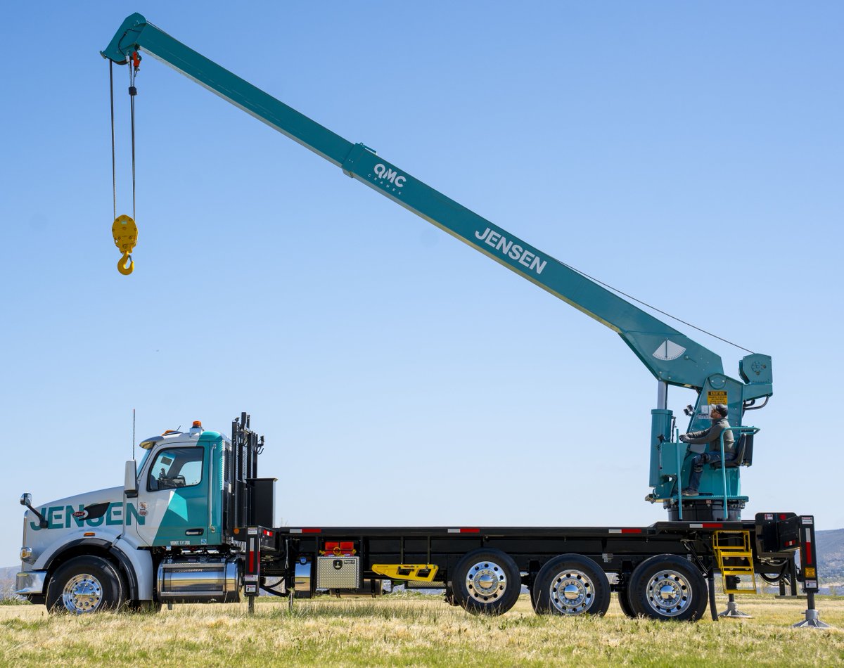 When that Jensen teal truck pulls up to the job site, you know the underground is about to take shape.

#JensenInfrastructure #Infrastructure #Precastconcrete