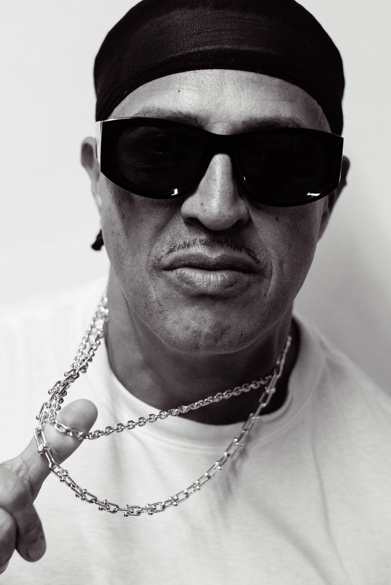 Simplesmente <a href="/manobrown/">Mano Brown</a>