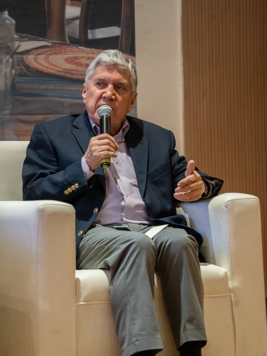 Desde el Ministerio de <a href="/Produccion_Ecu/">Ministerio de Producción</a>, a través de una gestión enfocada en conocer y atender las necesidades de los sectores productivos, se impulsa por primera vez la entrega de fondos no reembolsables como capital semilla.