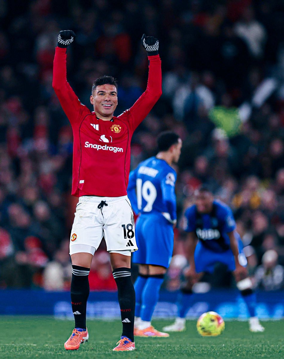 utdsal's tweet image. Casemiro vs Bournemouth | 4K