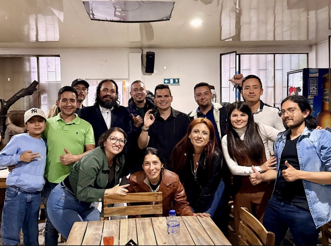 señor Biter tweet media