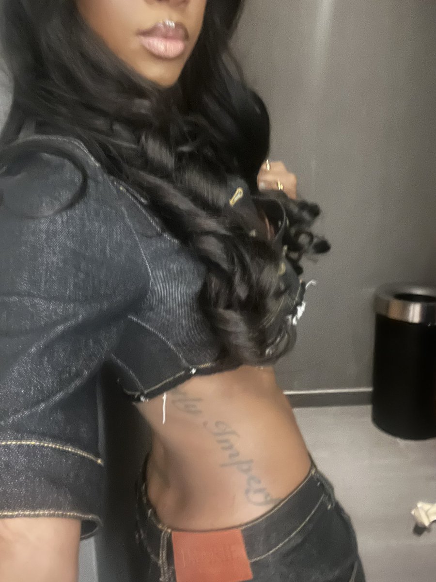 227. (@aniabeyy) on Twitter photo 