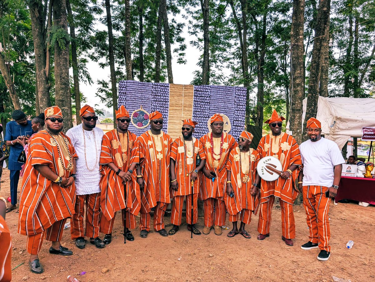 TheOladeji's tweet photo. December 2025

This year’s #YorubaParty was 🔥🔥🔥

Congratulations to @egbeatelewo @theayoadams @oredolaibrahim for pulling off another big one. https://t.co/kjmsRPWf40