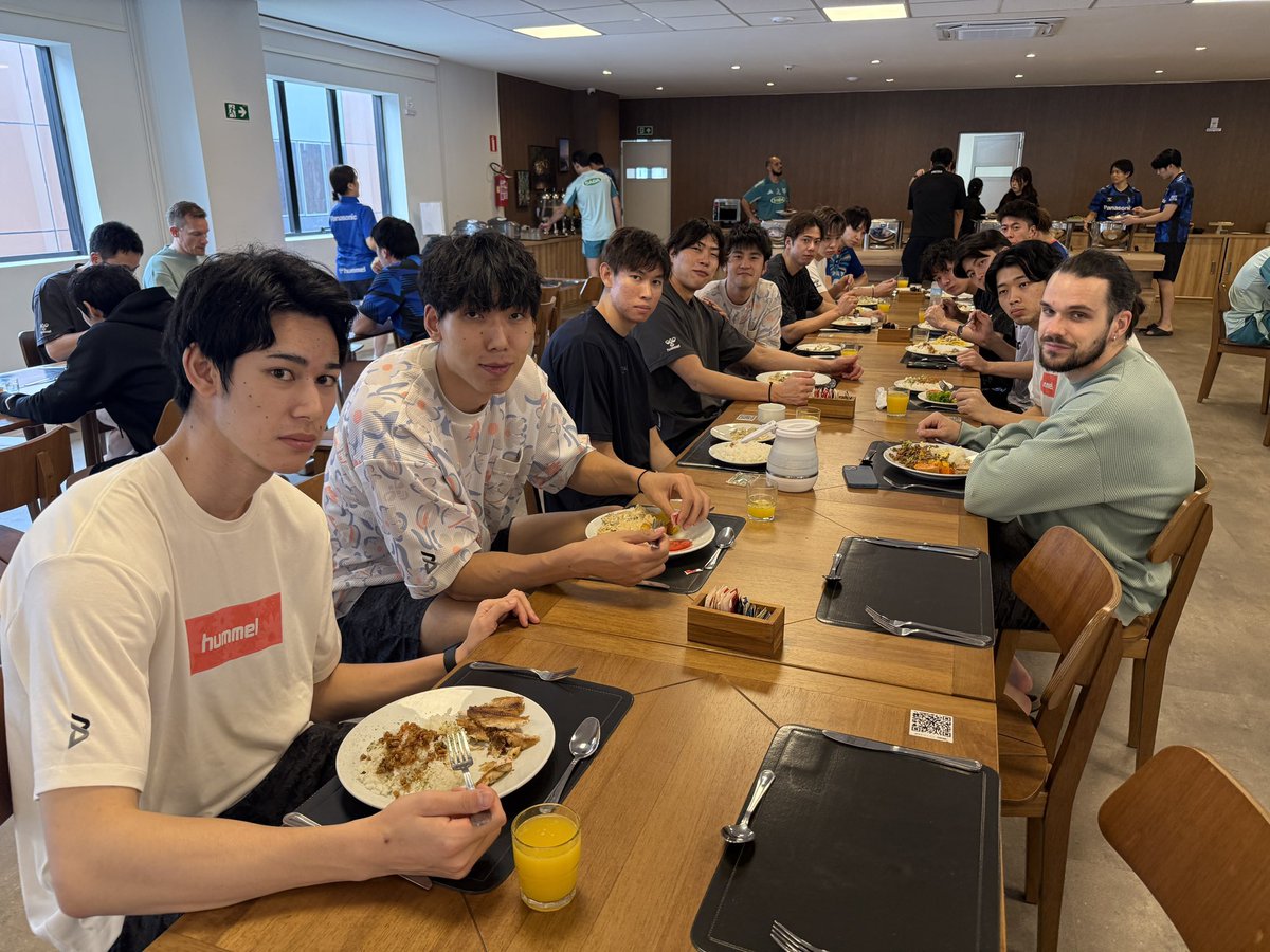 🔷ブルテオン情報🔷
Almoço🍽️🇧🇷
#2025男子世界クラブ選手権大会
#OsakaBluteonToTheWorld
#大阪ブルテオン
#OSAKABLUTEON