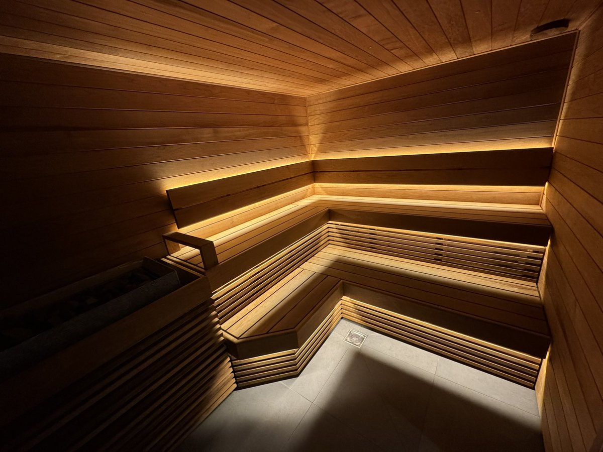 Richard Burton tweet media