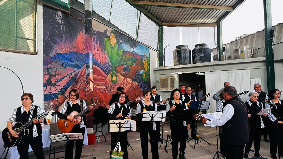 En reconocimiento a la entrañable labor, dedicación, profesionalismo y espíritu de servicio de la Delegación D-IV-5 de Pensionados y Jubilados región Delicias, reinauguramos las instalaciones del emblemático edificio que alberga la lucha de grandes hombres y mujeres.