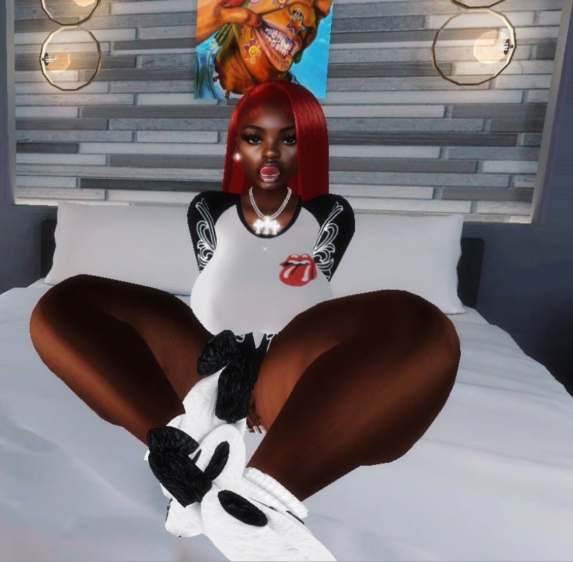 DaeRare's tweet photo. Red White &amp; Black.

#Imvu #ImvuBaddie https://t.co/SHuGwOsdqr