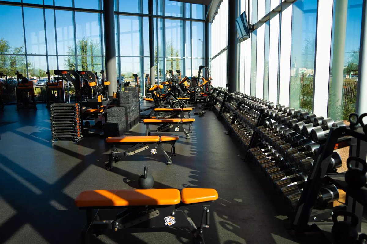 alonw2003's tweet image. Blessed to receive an offer from utpb!!🙏