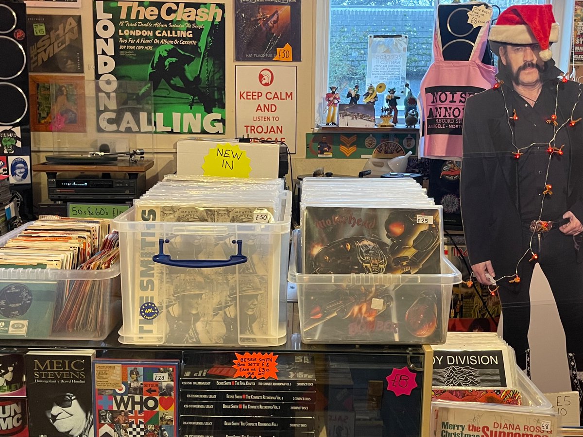 noiseannoys78's tweet image. Tons of new stock out today &amp;amp; 3 boxes of sale LP’s £5 each or 3 for £10