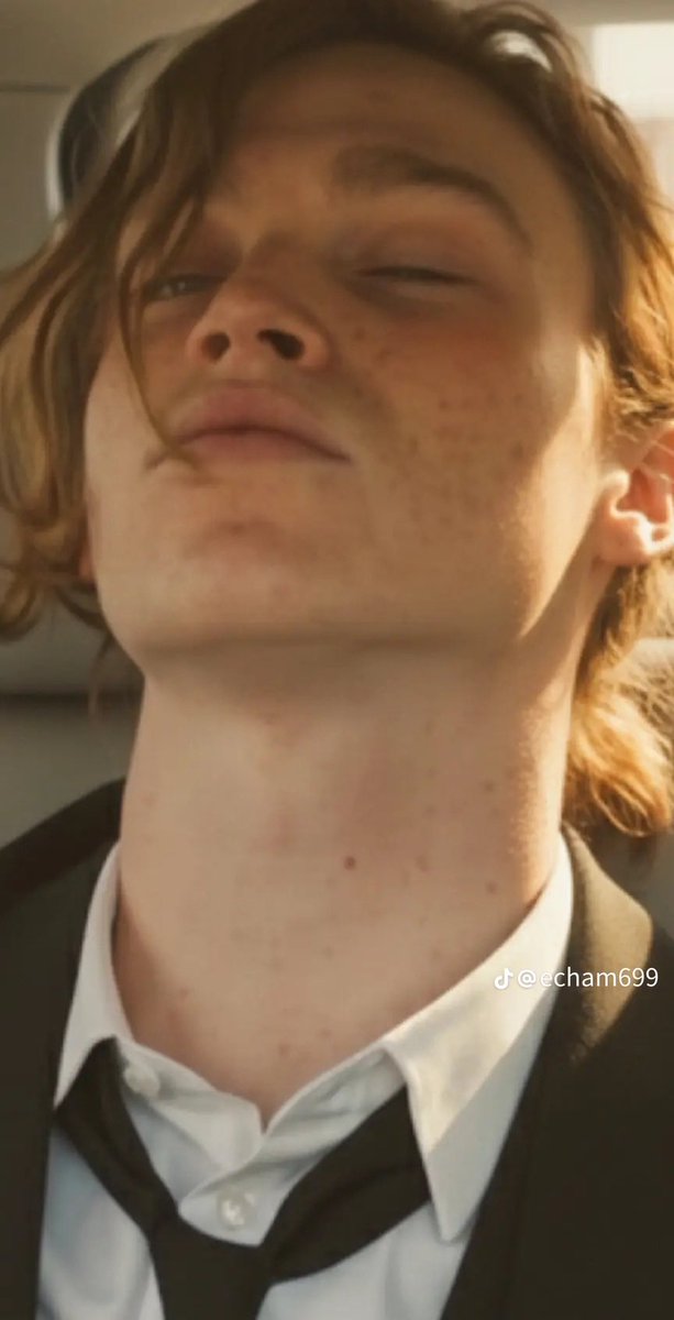 ๐๐๐๐ tweet media