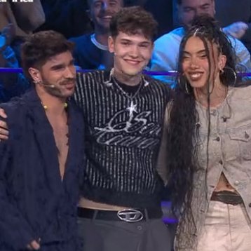 giratvtto's tweet photo. mis tres 😭 #OTGalaFinal https://t.co/m0rcBRofK9